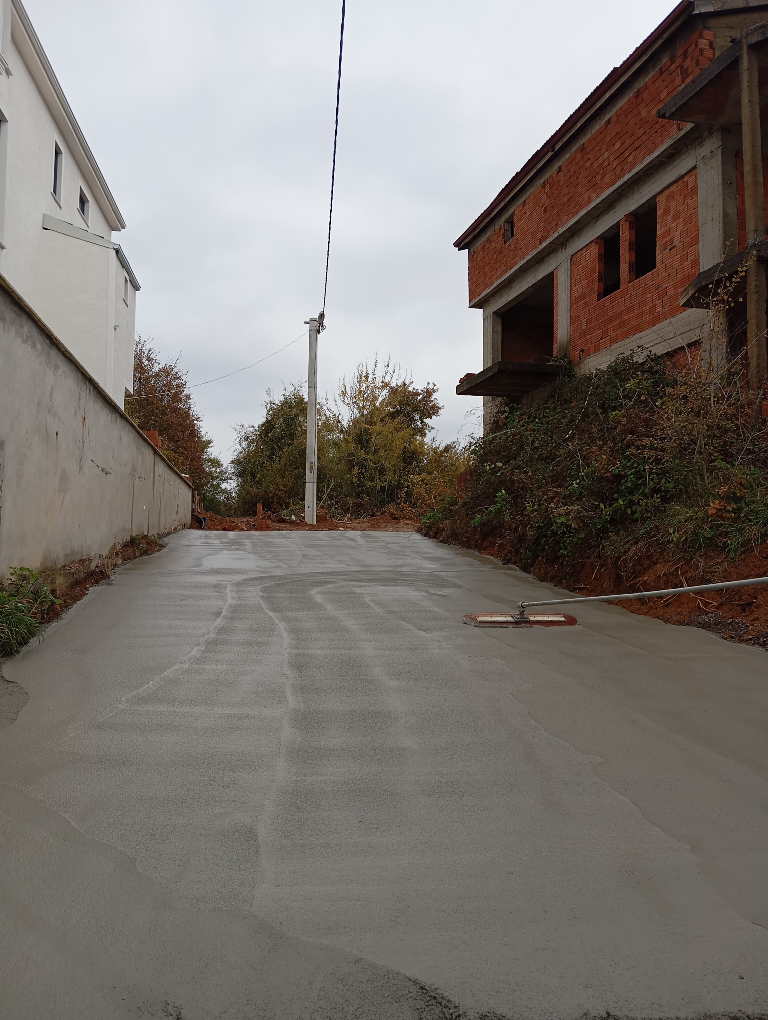 Beton yol ve beton kaldırım yapımları